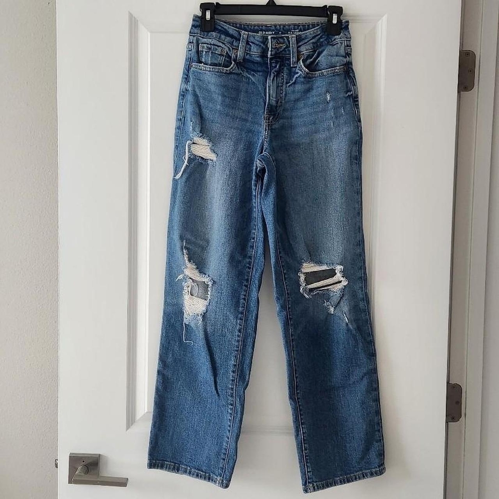 Old Navy Women's Distressed Straight Leg Jeans - Blue